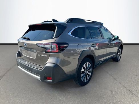 Used 2024 Subaru Outback Limited w/ Popular Package #2 AWD/4WD image 7