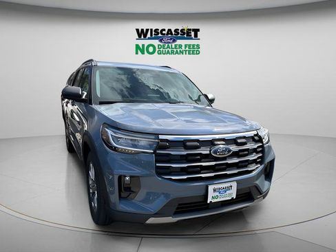 New 2026 Ford Explorer Active w/ Active Comfort Package AWD/4WD image 1