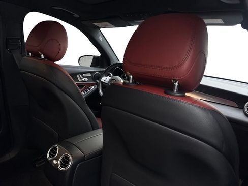 Used 2022 Mercedes-Benz GLC 300 w/ AMG Line image 39