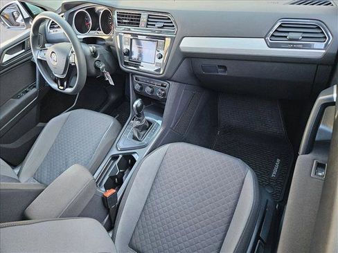 Used 2019 Volkswagen Tiguan S image 21