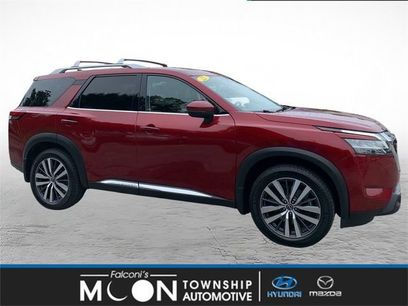 Used 2022 Nissan Pathfinder Platinum w/ Cargo Package