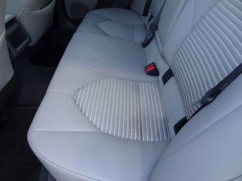 Used 2024 Toyota Camry SE w/ Cold Weather Package FWD image 22