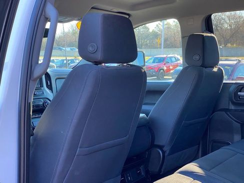 Used 2025 Chevrolet Silverado 2500 Custom w/ Custom Value Package image 23