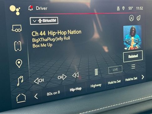 Used 2024 GMC Yukon SLT image 27