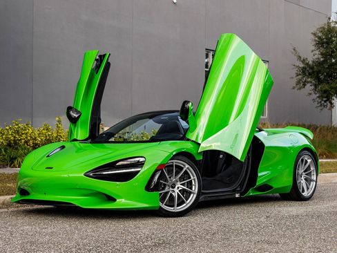 Used 2026 McLaren 750S Spider image 15