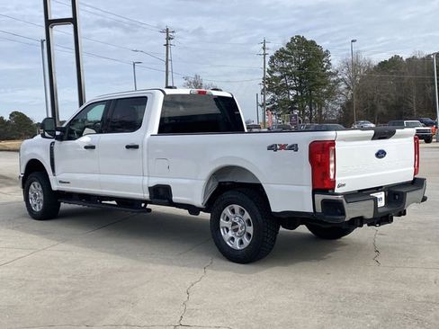 Used 2024 Ford F250 XLT image 4