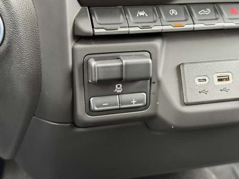 Used 2024 Chevrolet Silverado 1500 Custom Trail Boss w/ LPO, Dark Essentials Package image 28