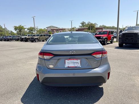 Used 2024 Toyota Corolla LE FWD image 4