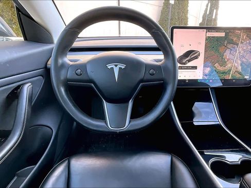 Used 2019 Tesla Model 3 Long Range image 6