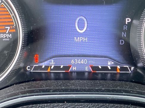 Used 2019 Jeep Cherokee Limited image 18