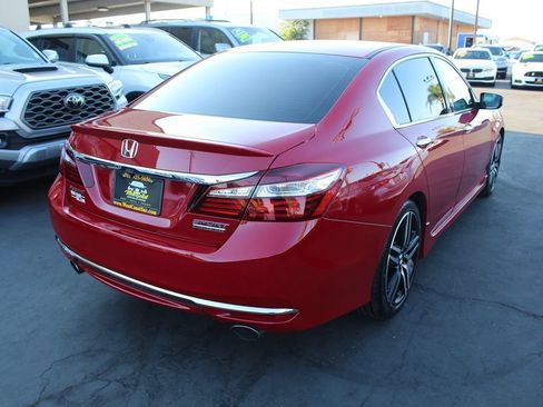Used 2017 Honda Accord Sport Special Edition image 7