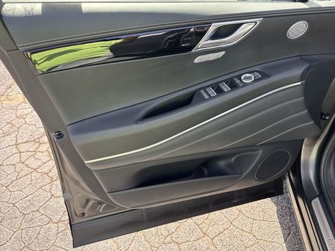New 2025 Genesis GV80 2.5T Standard image 10