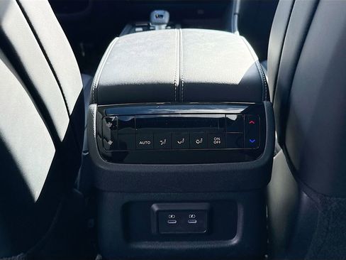 Certified 2026 INFINITI QX60 Pure w/ Cargo Package FWD image 28