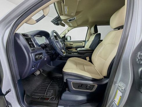 Used 2019 RAM 1500 Limited AWD/4WD image 12