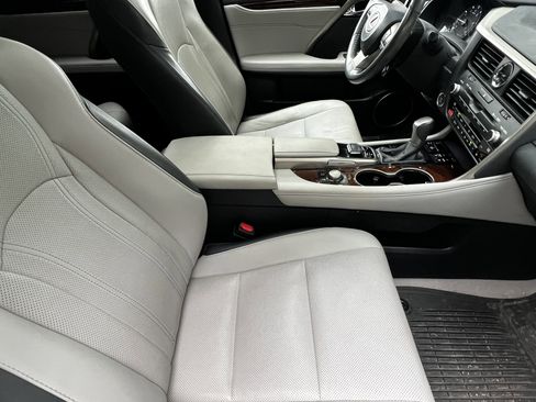 Used 2017 Lexus RX 350 AWD w/ Premium Package image 41