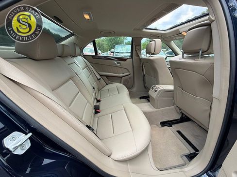Used 2012 Mercedes-Benz E 350 4MATIC Sedan image 17