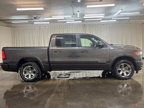 New 2026 RAM 1500 Big Horn AWD/4WD image 4