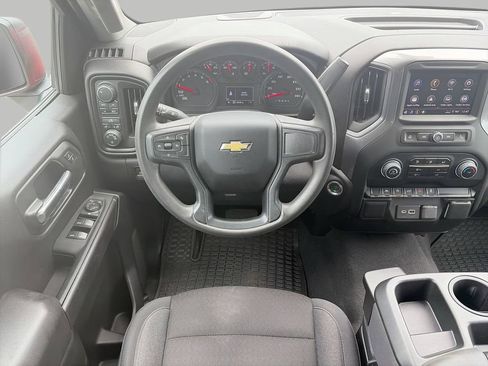 Used 2024 Chevrolet Silverado 1500 Custom AWD/4WD image 10
