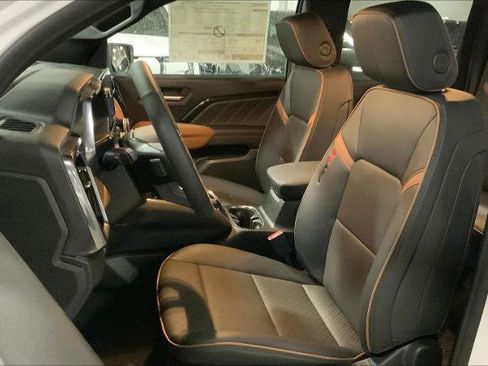 New 2025 GMC Canyon AT4 w/ Nightfall Edition image 12