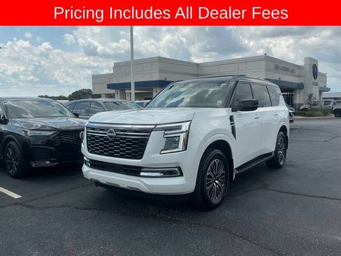 Used 2025 Nissan Armada Platinum AWD/4WD image 1