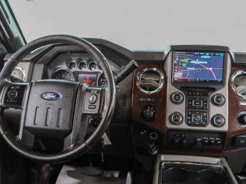 Used 2016 Ford F250 Lariat w/ Lariat Ultimate Package AWD/4WD image 18