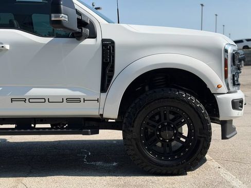 Used 2025 Ford F250 Lariat w/ Lariat Ultimate Package AWD/4WD image 9