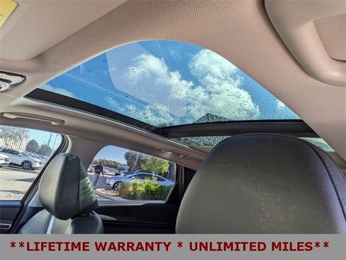 Used 2024 Hyundai Tucson Limited image 23