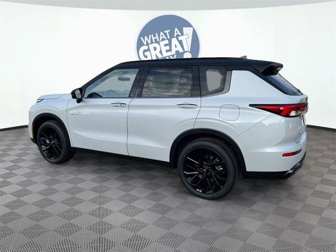New 2025 Mitsubishi Outlander SEL Black Edition image 5