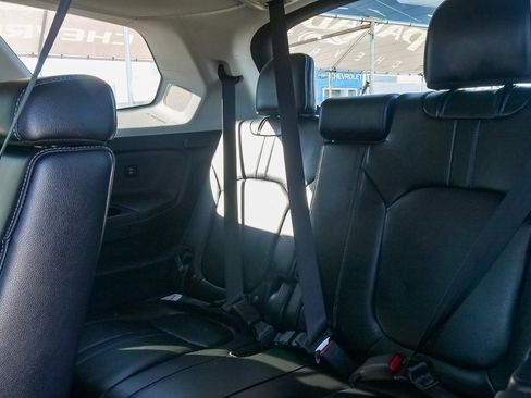 Used 2024 Honda Pilot Elite image 16