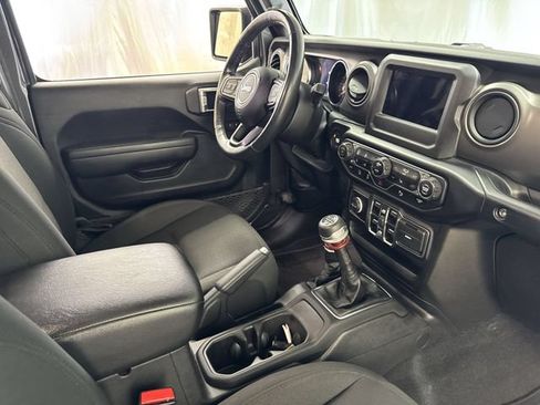 Used 2021 Jeep Wrangler Unlimited Sport AWD/4WD image 28