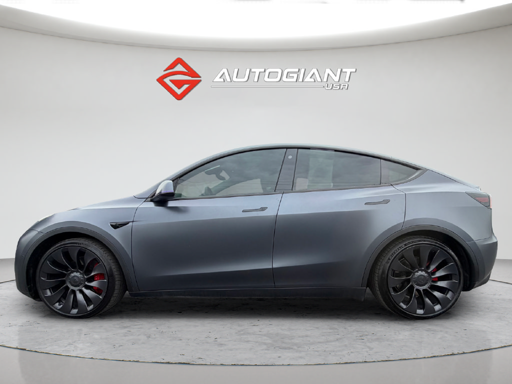 Used 2022 Tesla Model Y Performance AWD/4WD image 3