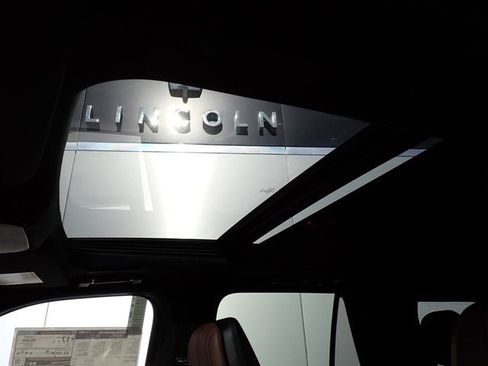 New 2025 Lincoln Navigator L Reserve image 20