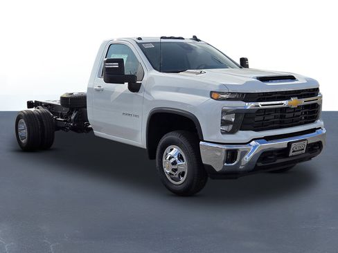 New 2025 Chevrolet Silverado 3500 LT w/ Ambulance/Fire/Rescue Package image 3