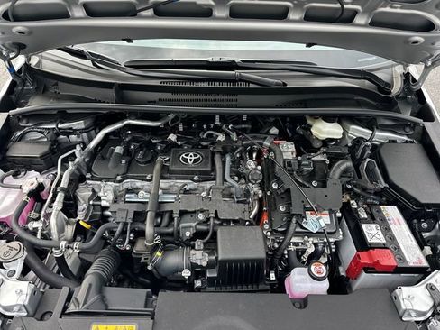 Used 2026 Toyota Corolla LE FWD image 27