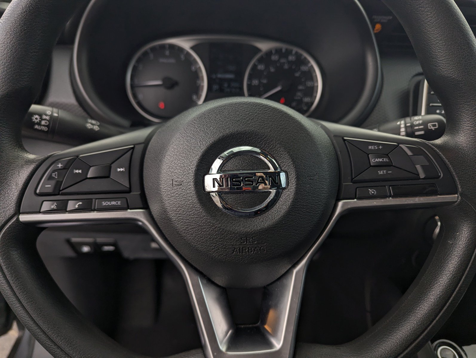 Used 2021 Nissan Kicks S FWD image 10