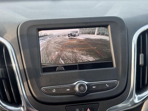 Used 2023 Chevrolet Equinox LS w/ LS Convenience Package image 20