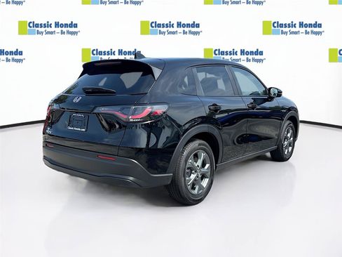 Certified 2026 Honda HR-V LX image 5
