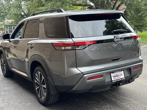 New 2026 Nissan Pathfinder Platinum AWD/4WD image 28