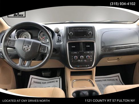 Used 2014 Dodge Grand Caravan SXT FWD image 17