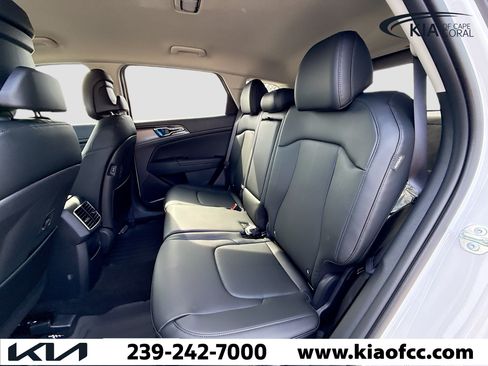 New 2026 Kia Sportage EX FWD image 17