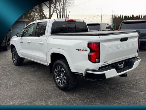 Used 2023 Chevrolet Colorado LT w/ LT Convenience Package III image 3