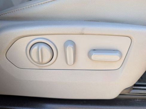 Used 2022 Chevrolet Silverado 2500 LTZ w/ LTZ Premium Texas Edition image 27