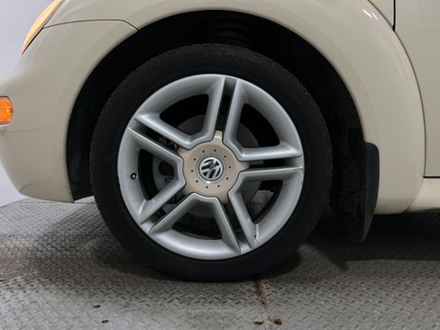 Used 2004 Volkswagen Beetle GLS FWD image 30