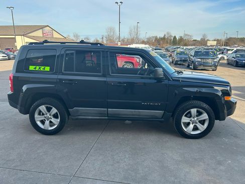 Used 2011 Jeep Patriot Latitude image 4