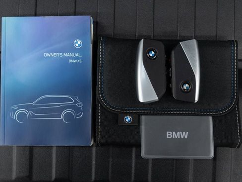 Used 2024 BMW X5 xDrive40i w/ Premium Package image 62