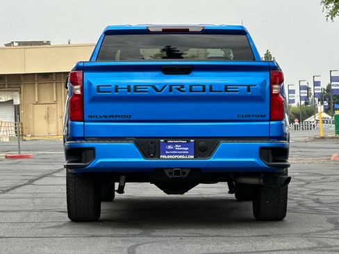Used 2025 Chevrolet Silverado 1500 Custom w/ Turbomax Blackout Package RWD image 8
