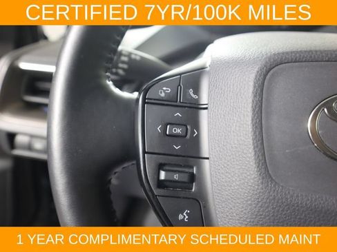 Used 2025 Toyota Prius XLE AWD/4WD image 24