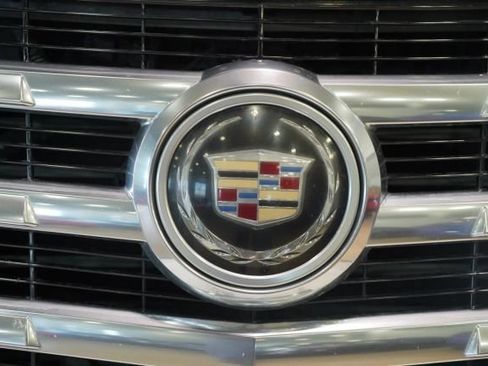 Used 2015 Cadillac Escalade Premium AWD/4WD image 4