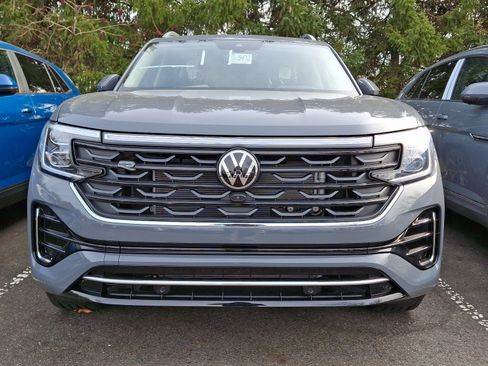 New 2026 Volkswagen Atlas SEL Premium R-Line image 2