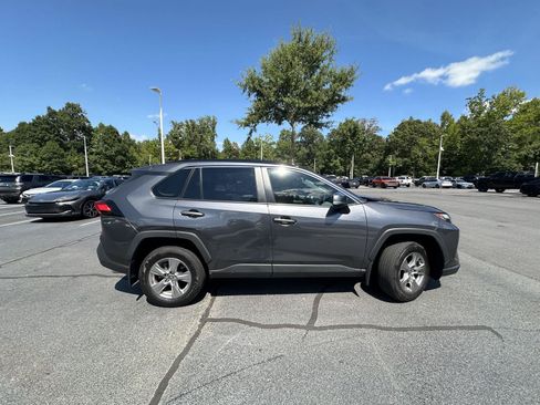 Used 2025 Toyota RAV4 XLE w/ Convenience Package FWD image 5